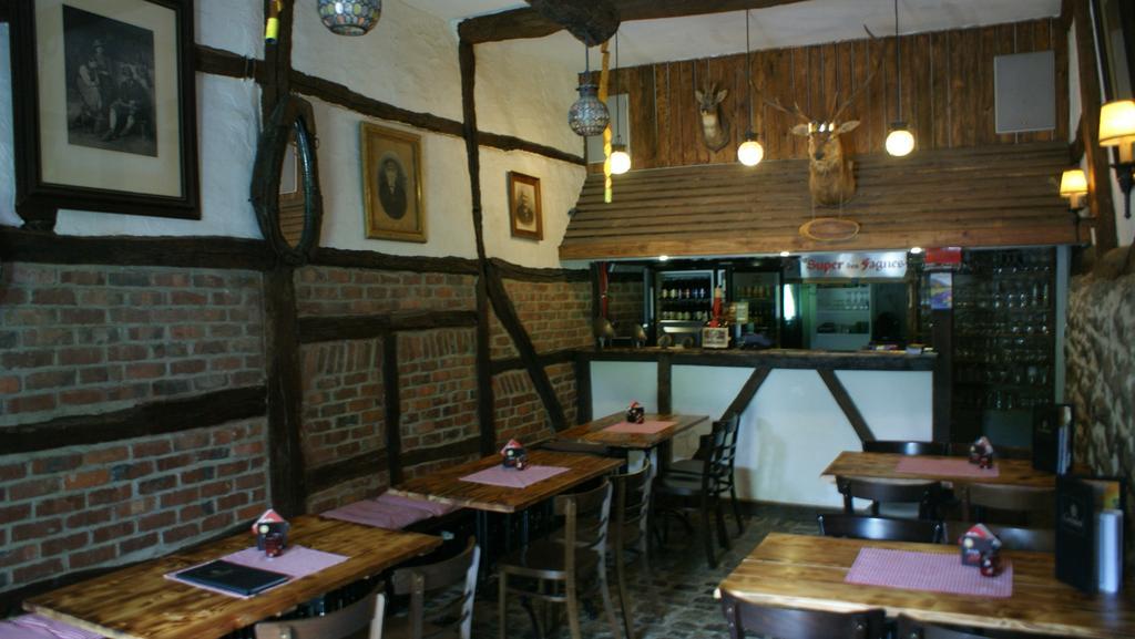 B&B Le Secret Du Bois Bourseigne-Vieille Exterior photo